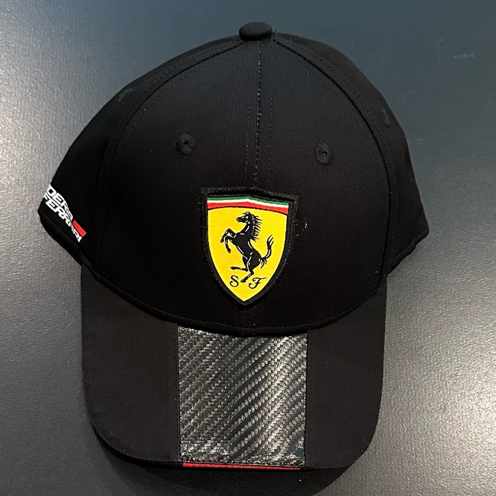 Scuderia Ferrari - Classic Hat - Unisex